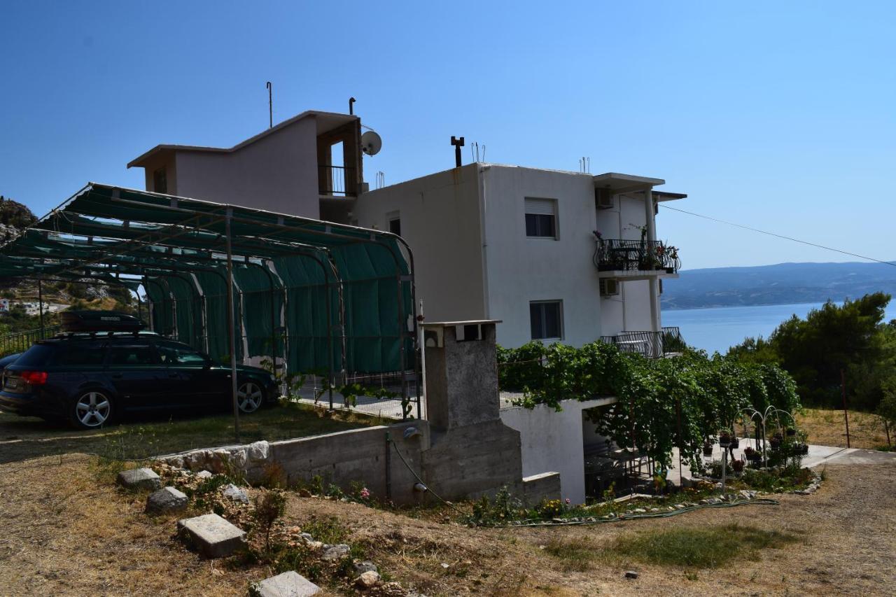 Apartman Oneum Omiš Eksteriør billede