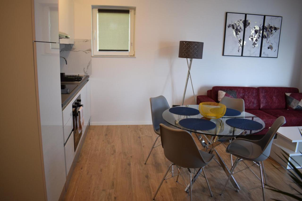 Apartman Oneum Omiš Eksteriør billede